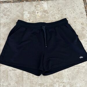 ALO‎ Yoga Black Athletic Shorts Relaxed fit elastic drawstring Size Chart Size M